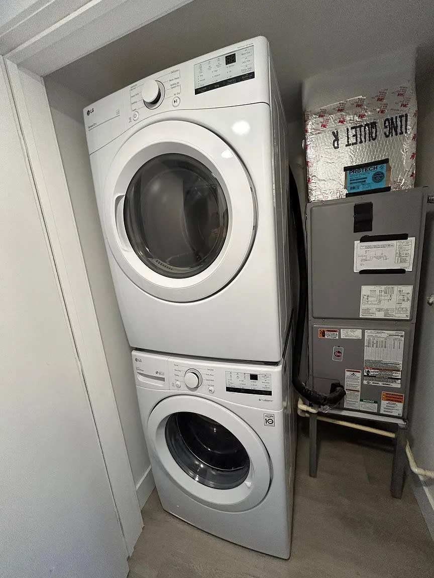 899 SW 3rd Ave Apt 4