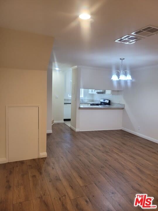 555 W Dryden St unit: 2