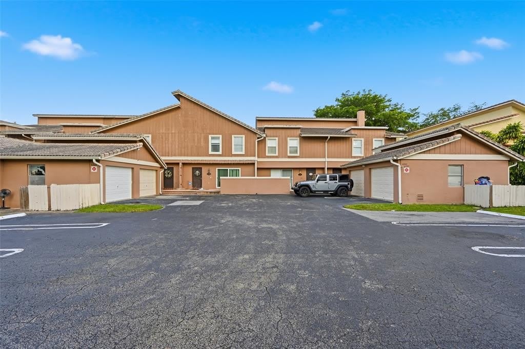 4337 Coral Springs Dr