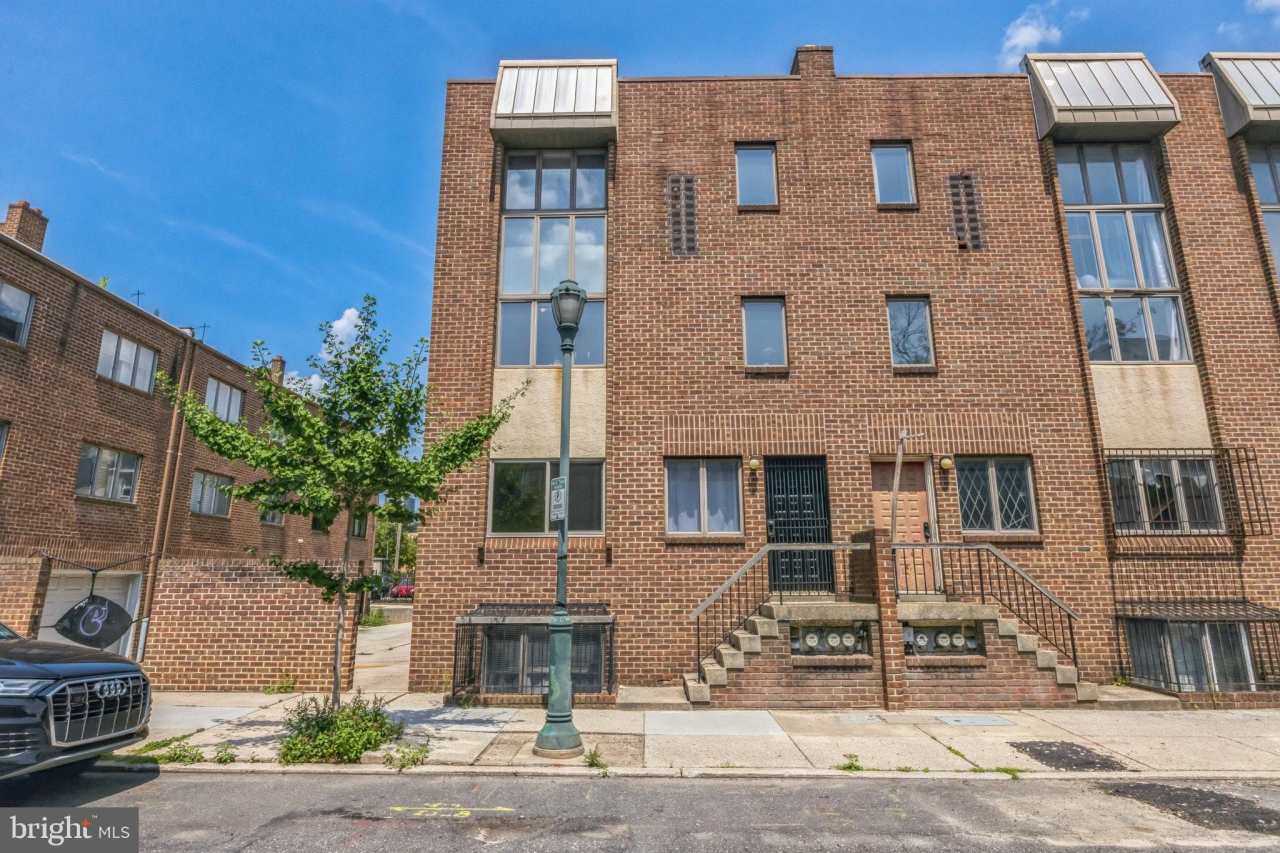 1928 RODMAN Street unit: A