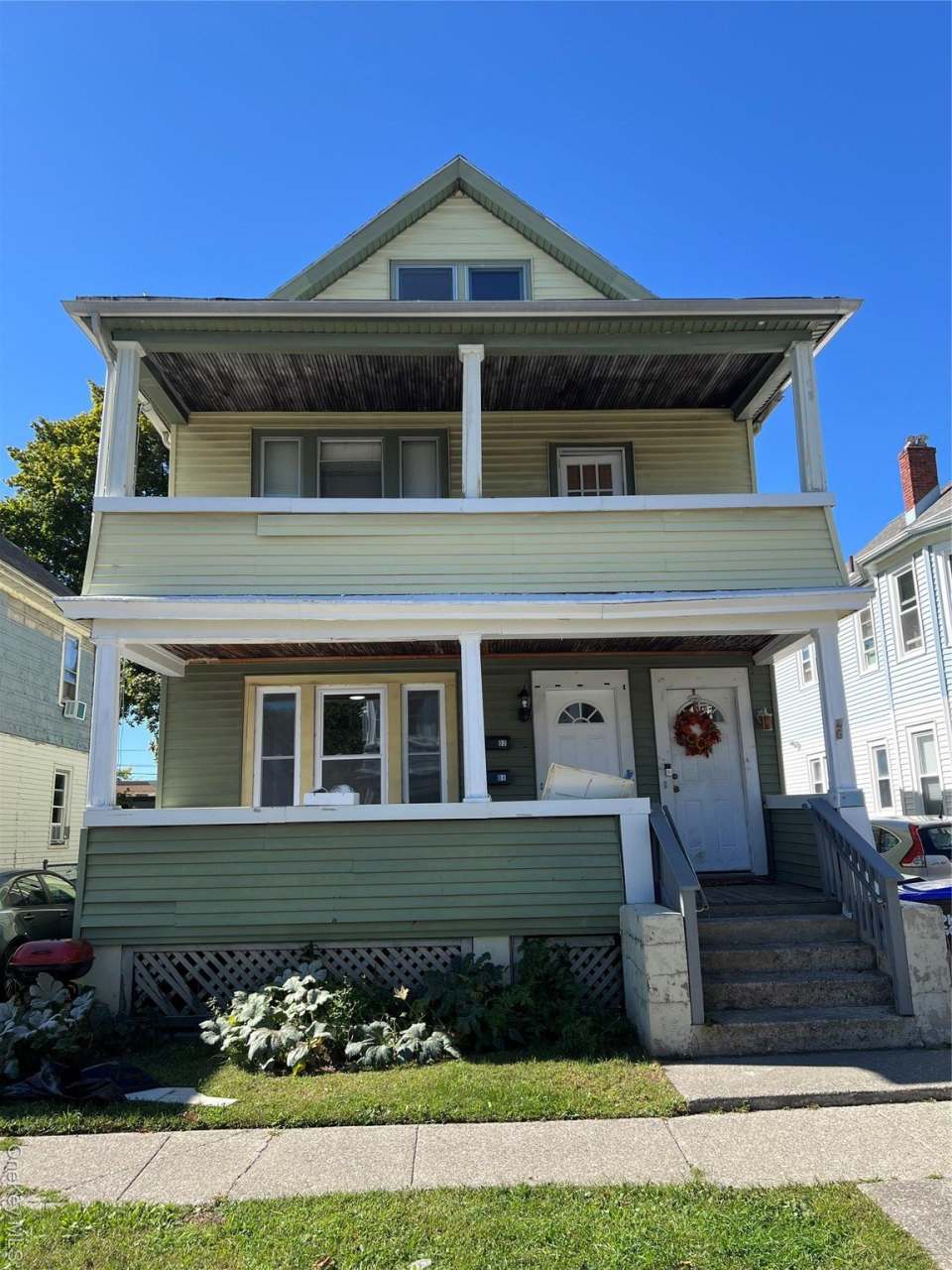 46 Manitou Avenue unit: 1