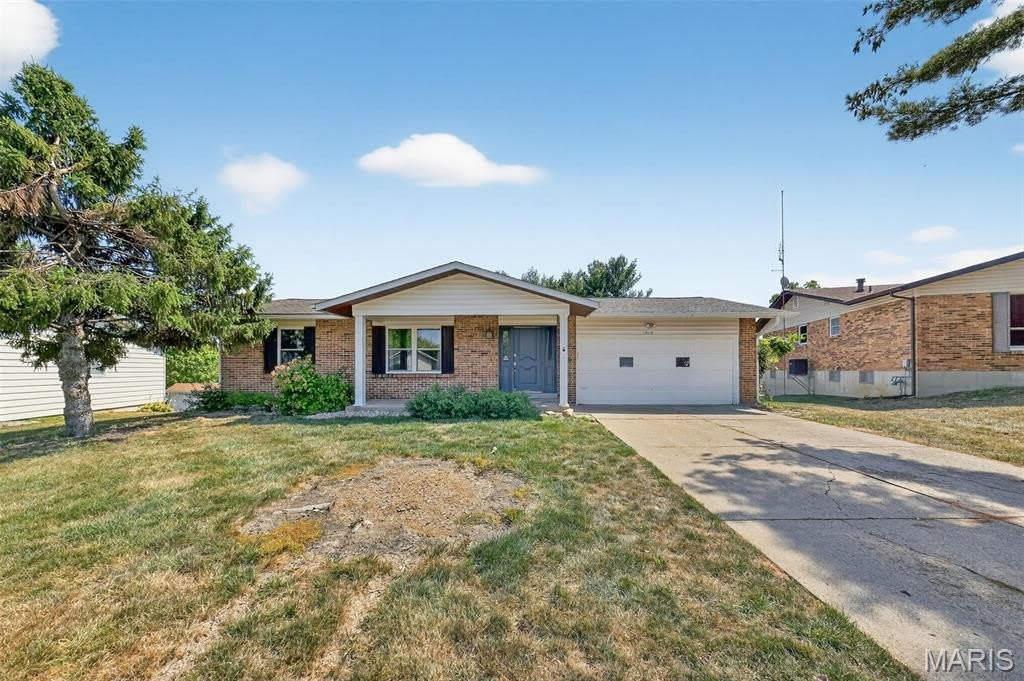 3909 Golden Hills Drive