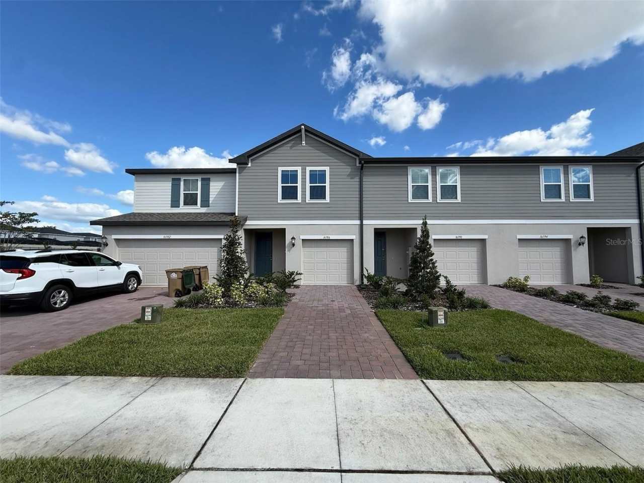 16386 BIRD OF PARADISE AVENUE