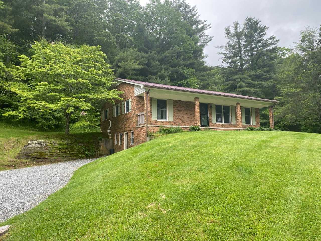 Charming 3bd/2ba House In Fleetwood