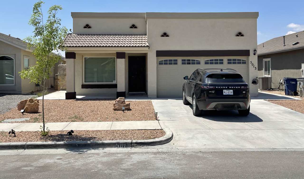 5013 Joe Castillo St