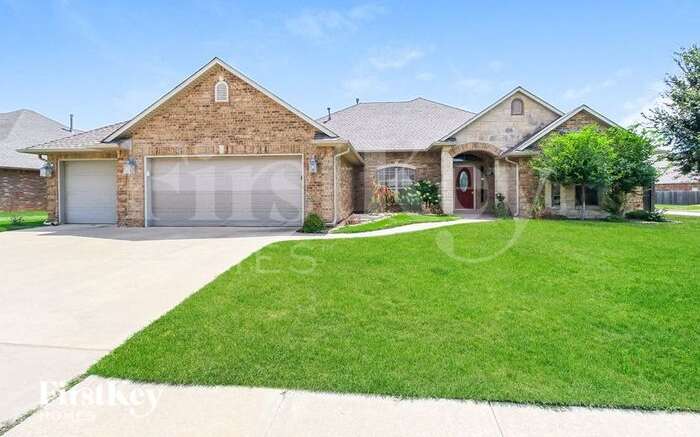 232 Southwest 136th Street