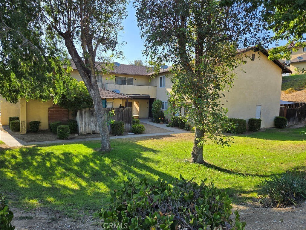 1733 E Natalie Avenue