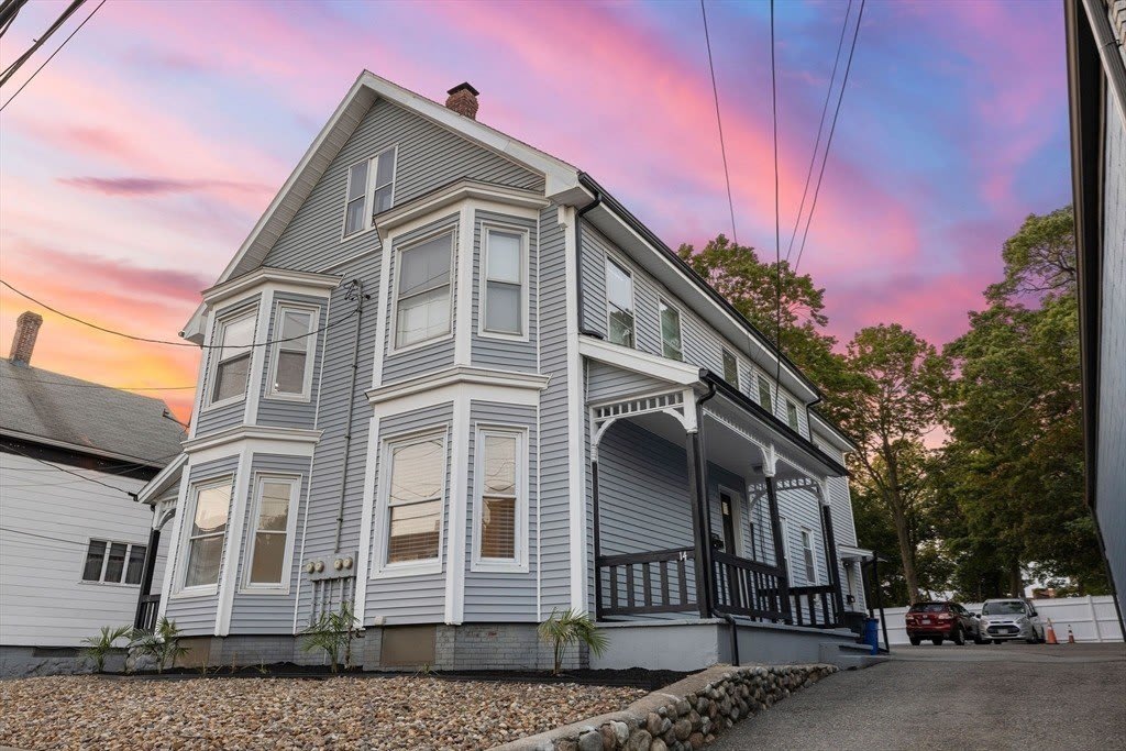 12 Gould St. unit: 2