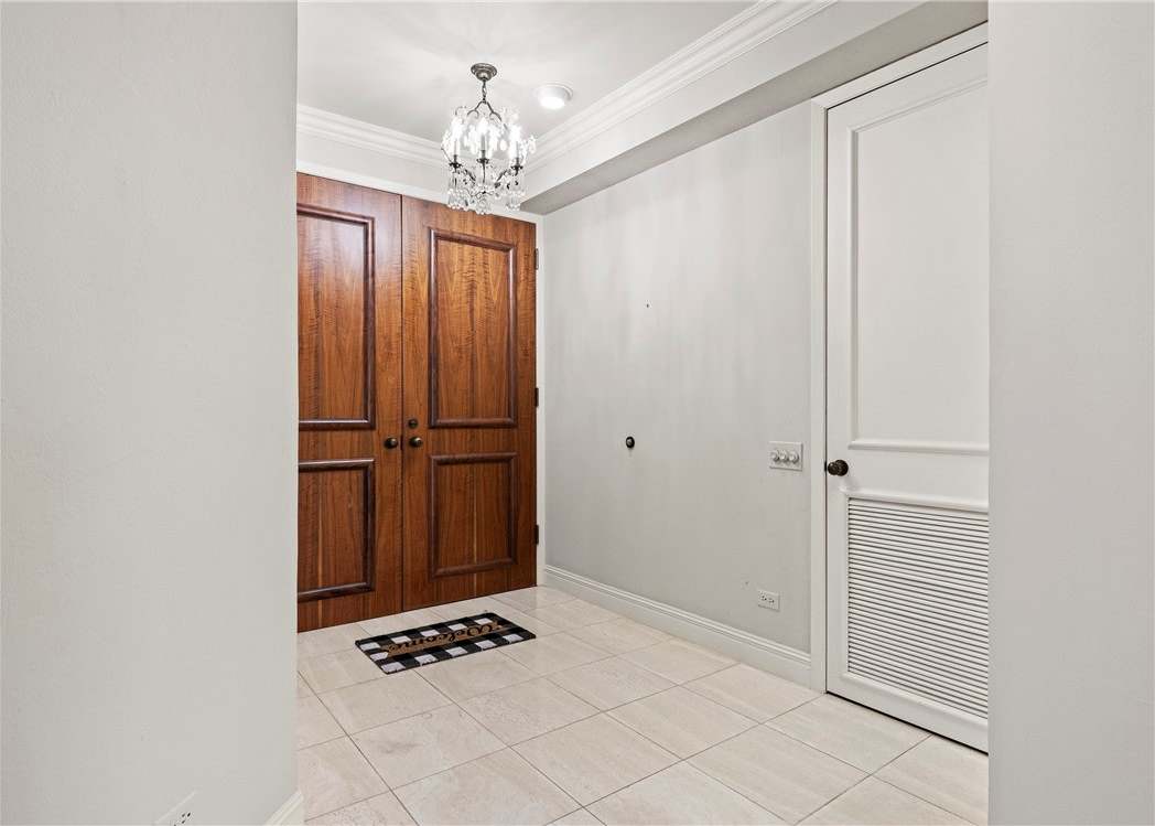 4500 Ocean Drive - 4A