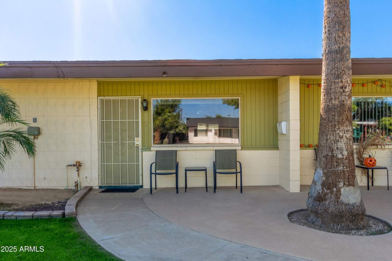 7045 E Wilshire Drive