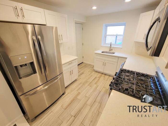 220 West Duval Street