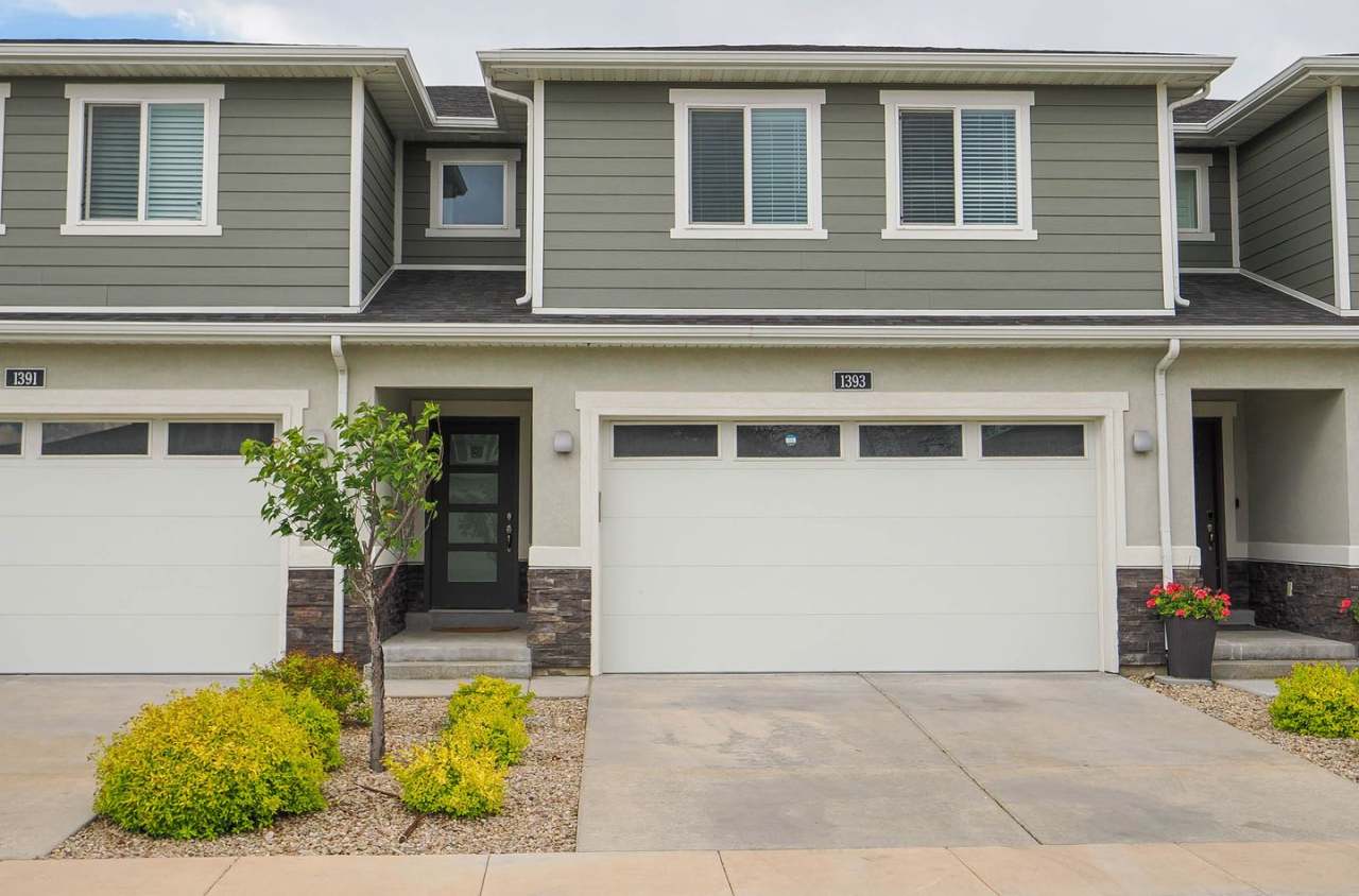 3 Bedroom, 2.5 Bathroom Riverton Town Home