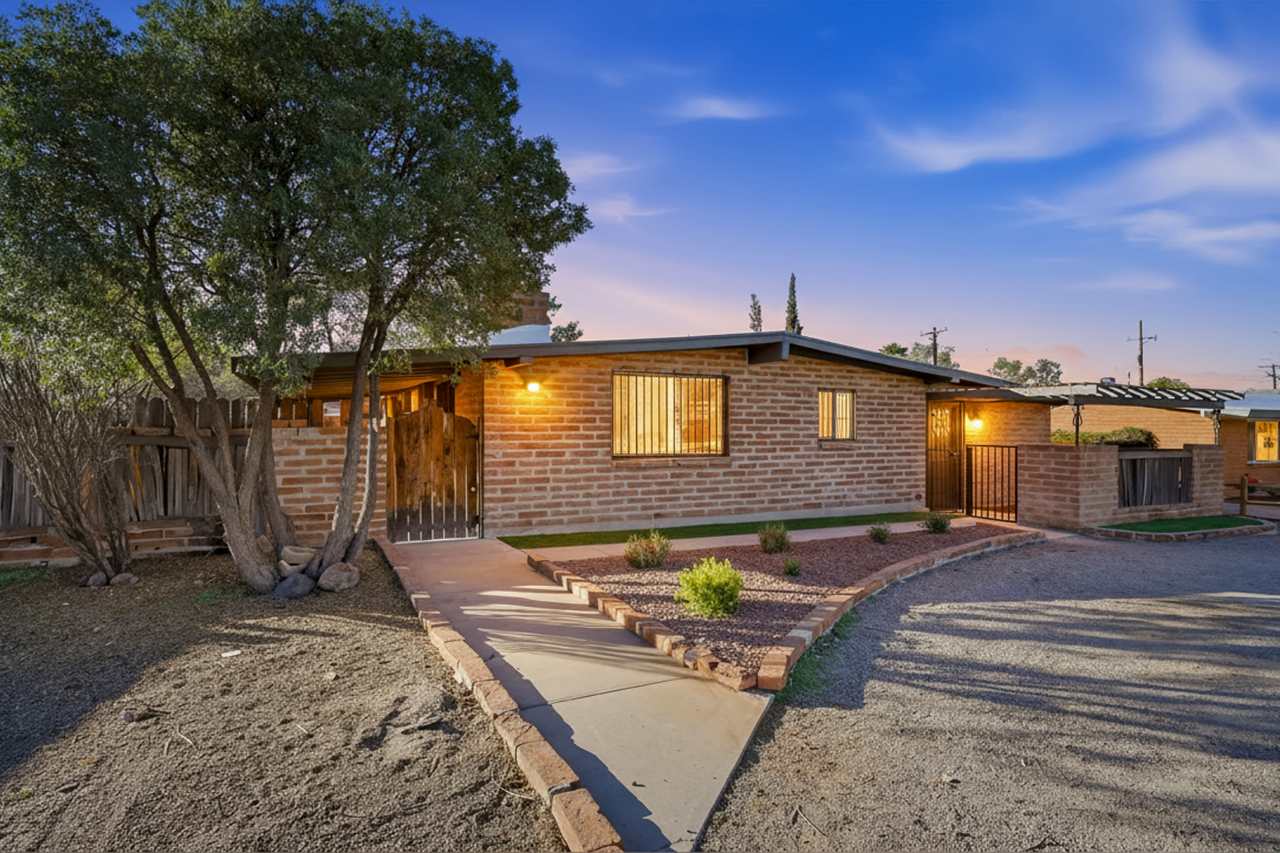 6814 East Koralee Street