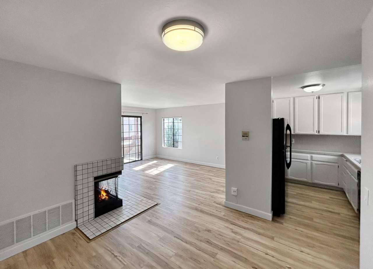 Stunning 2BD/1BA W/ In-Unit laundry, AC, and Reserved Parking in North Park!