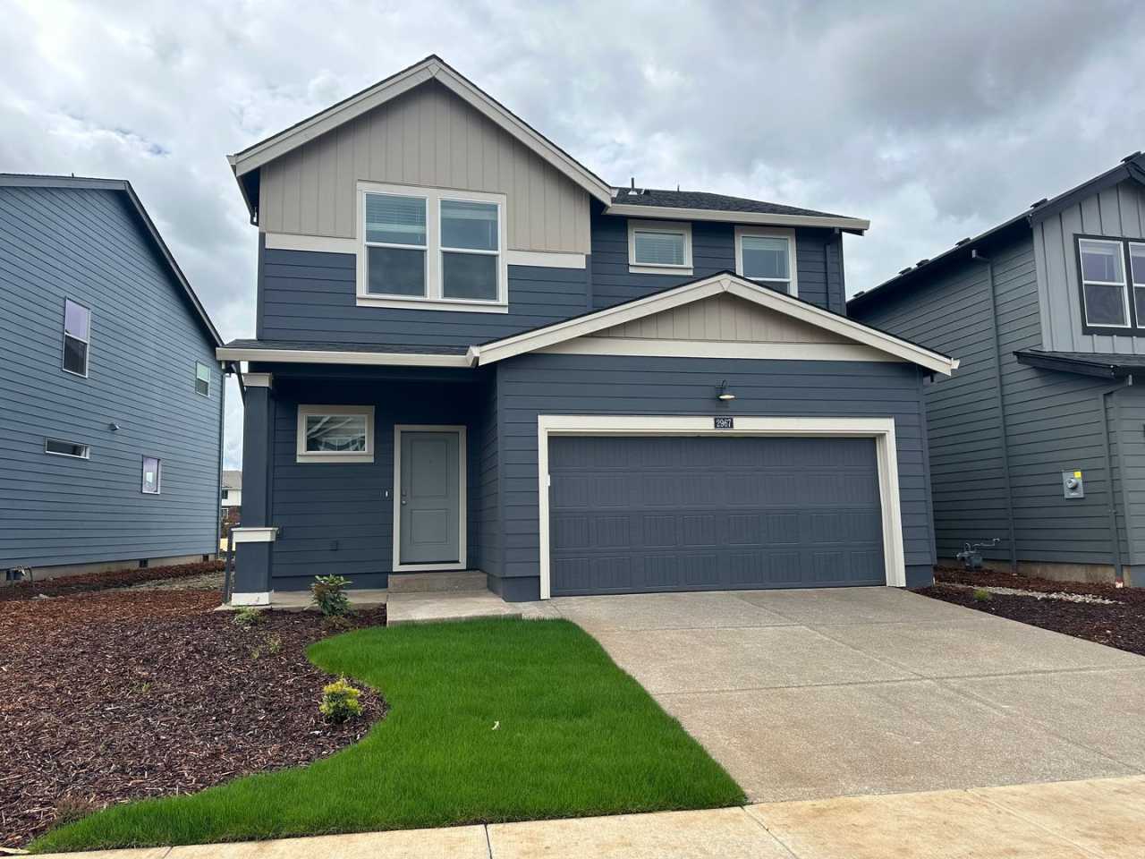 Brand new 4 bedroom 2.5 bathroom house!