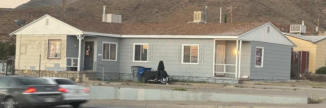 2532 Mountain Avenue