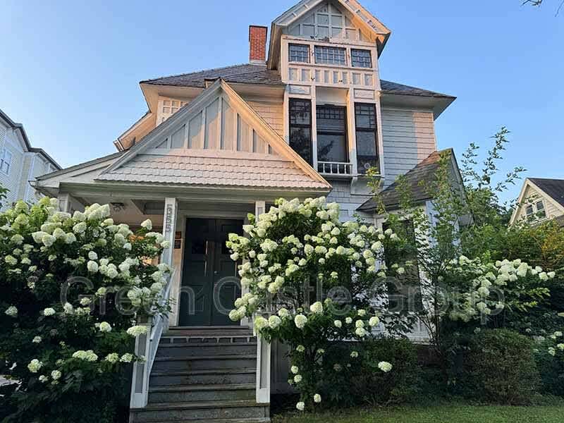 355 Pearl Street, Unit 3