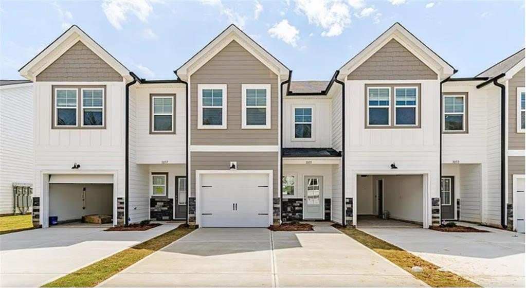 1057 Linsmore Avenue