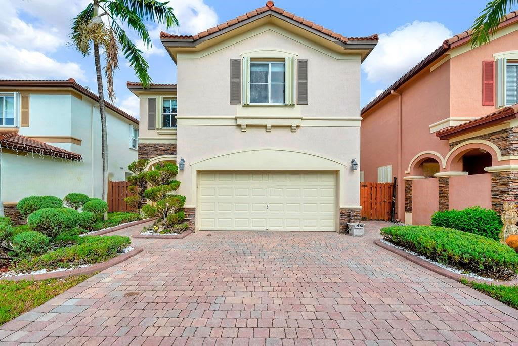 11247 Northwest 44th Terrace