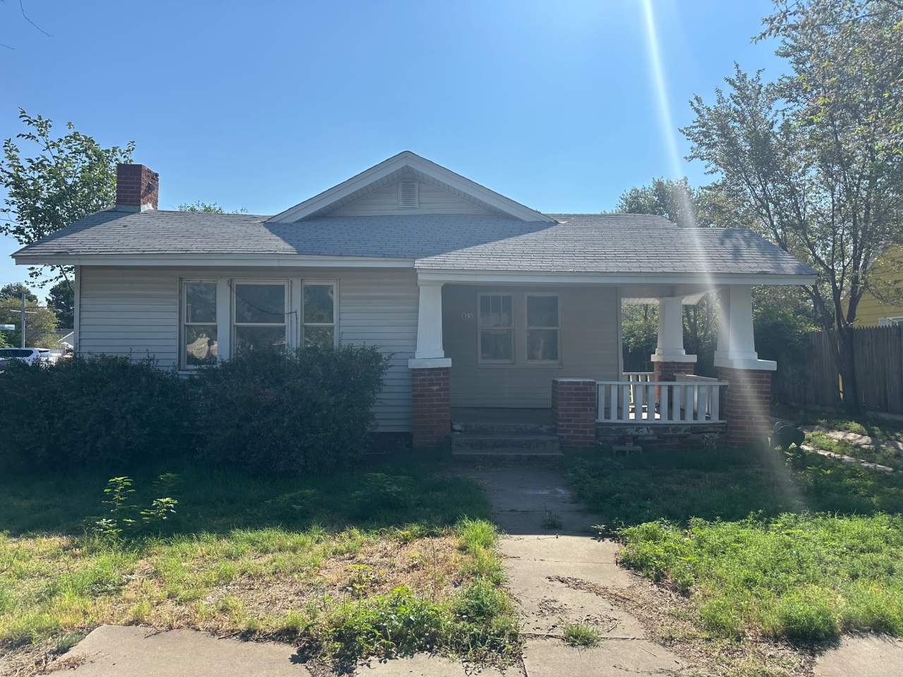 825 South Maryland Street