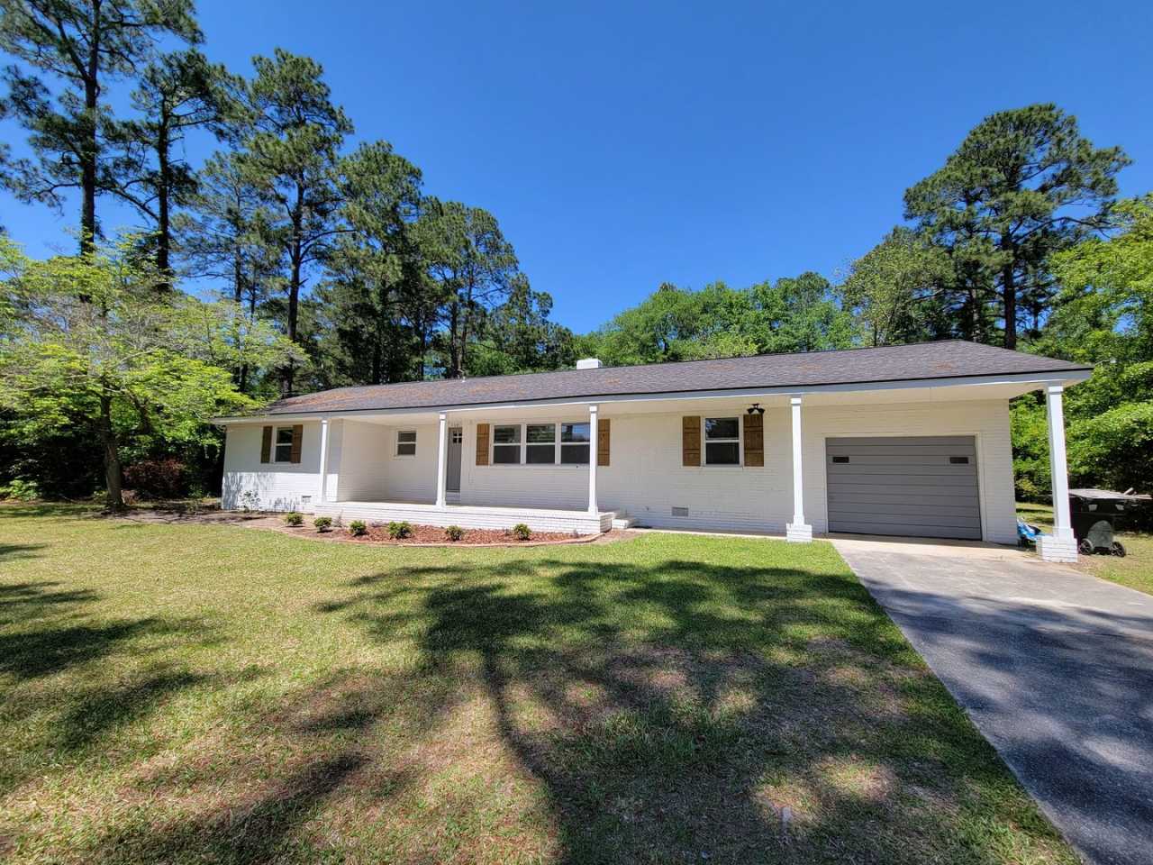 115 North Edgewood Drive