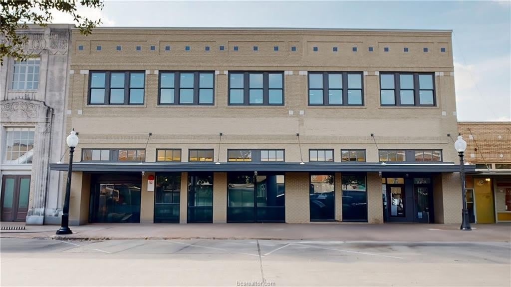 206 North Main Street