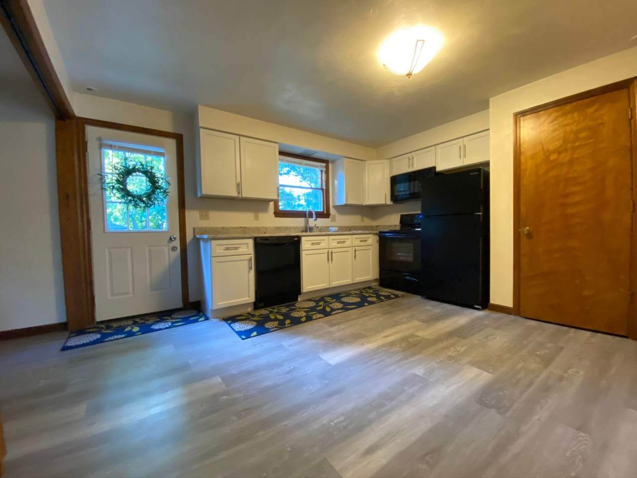 Spectacular 2 BR / 1.5 BR Townhouse in Latrobe! Washer  Dryer Provided! Call Today!