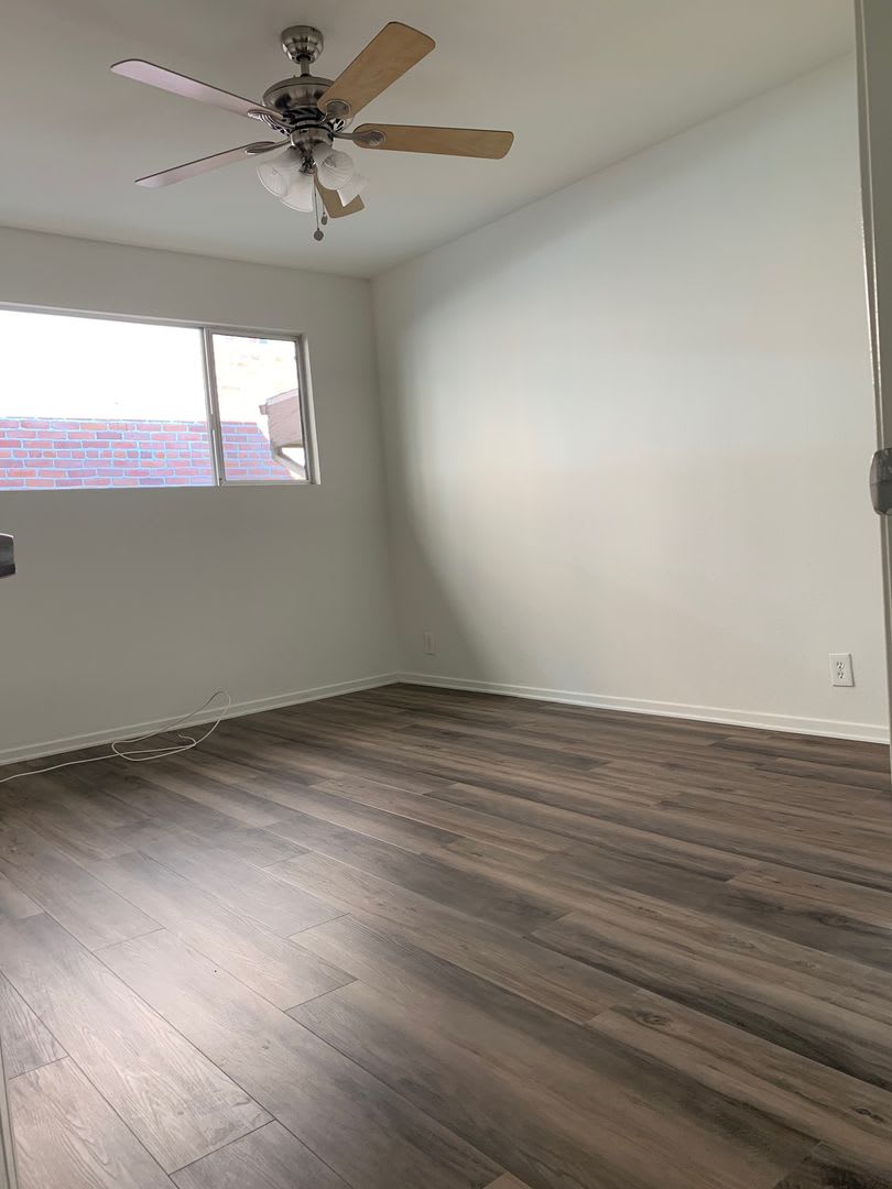 Hollywood Villa Apts.