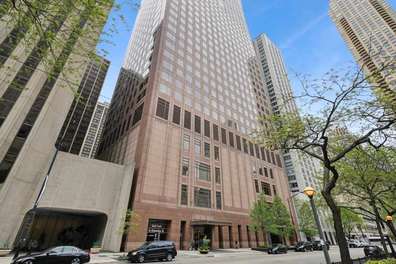 161 E Chicago Avenue