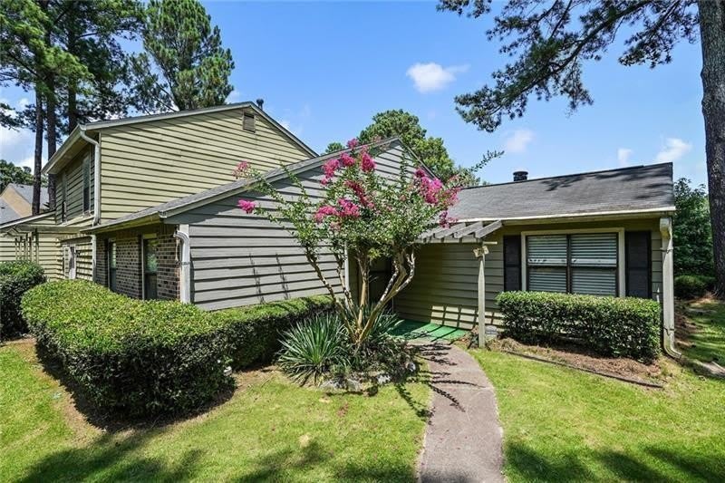 76 Sandalwood Circle