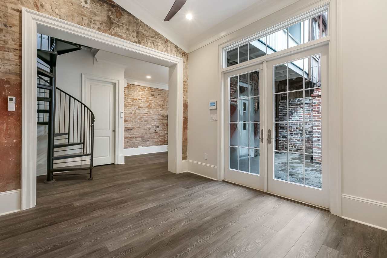 832 Lafayette Street 1B