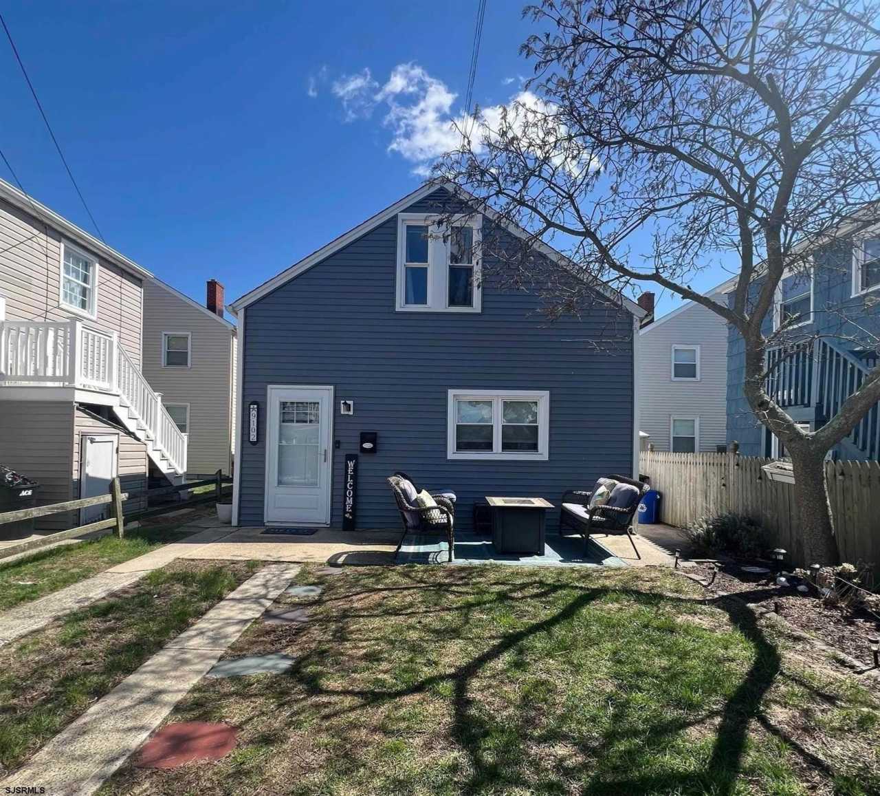 9102 Monmouth Ave Ave