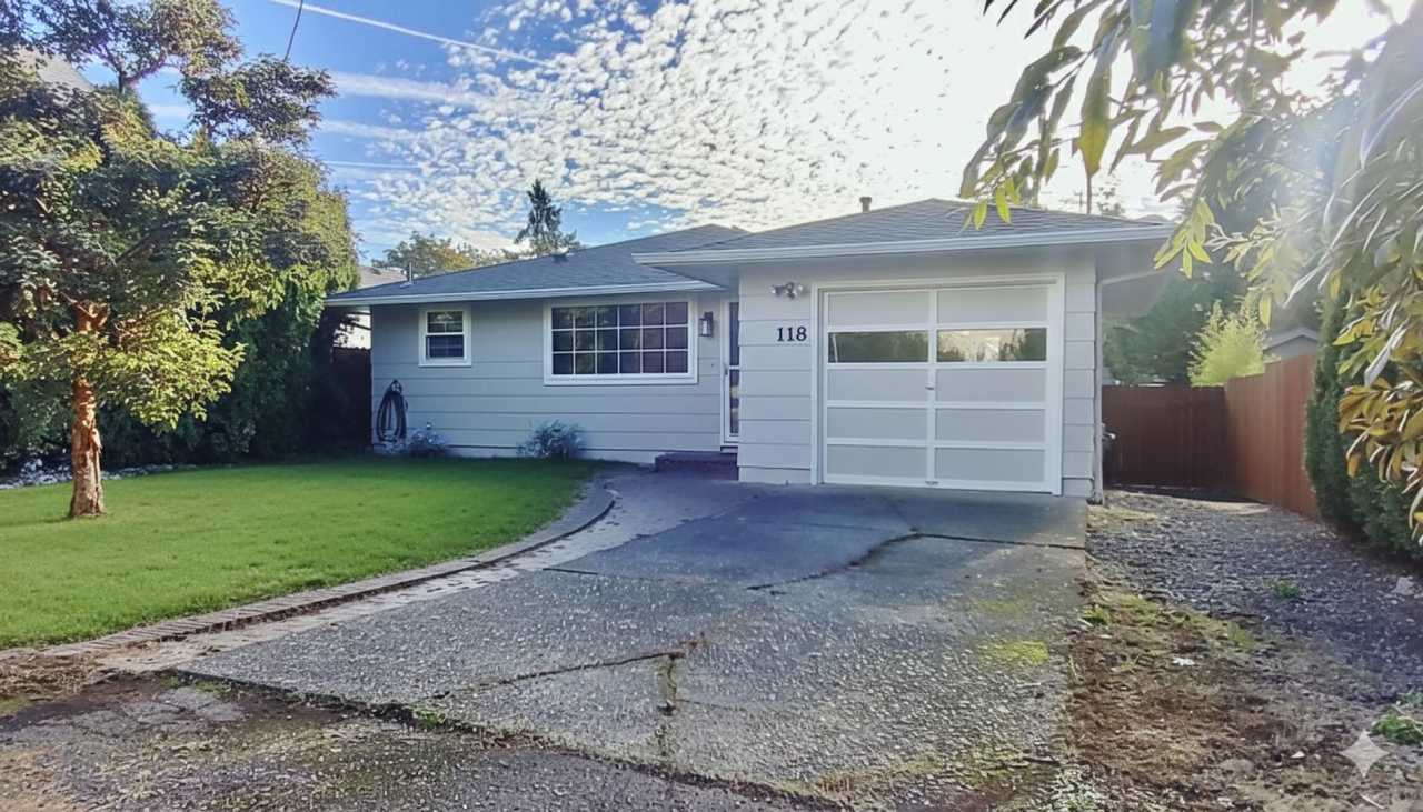 Beautifully Updated 3 Bedroom Ranch In The Heart of Oregon City!