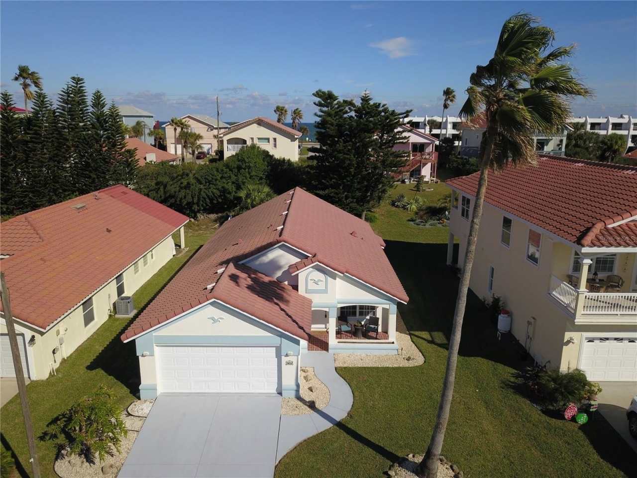 1502 N DAYTONA AVENUE