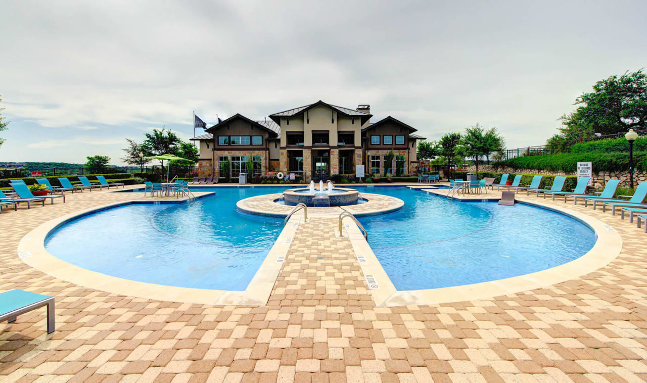 Callista Hill Country Apartments