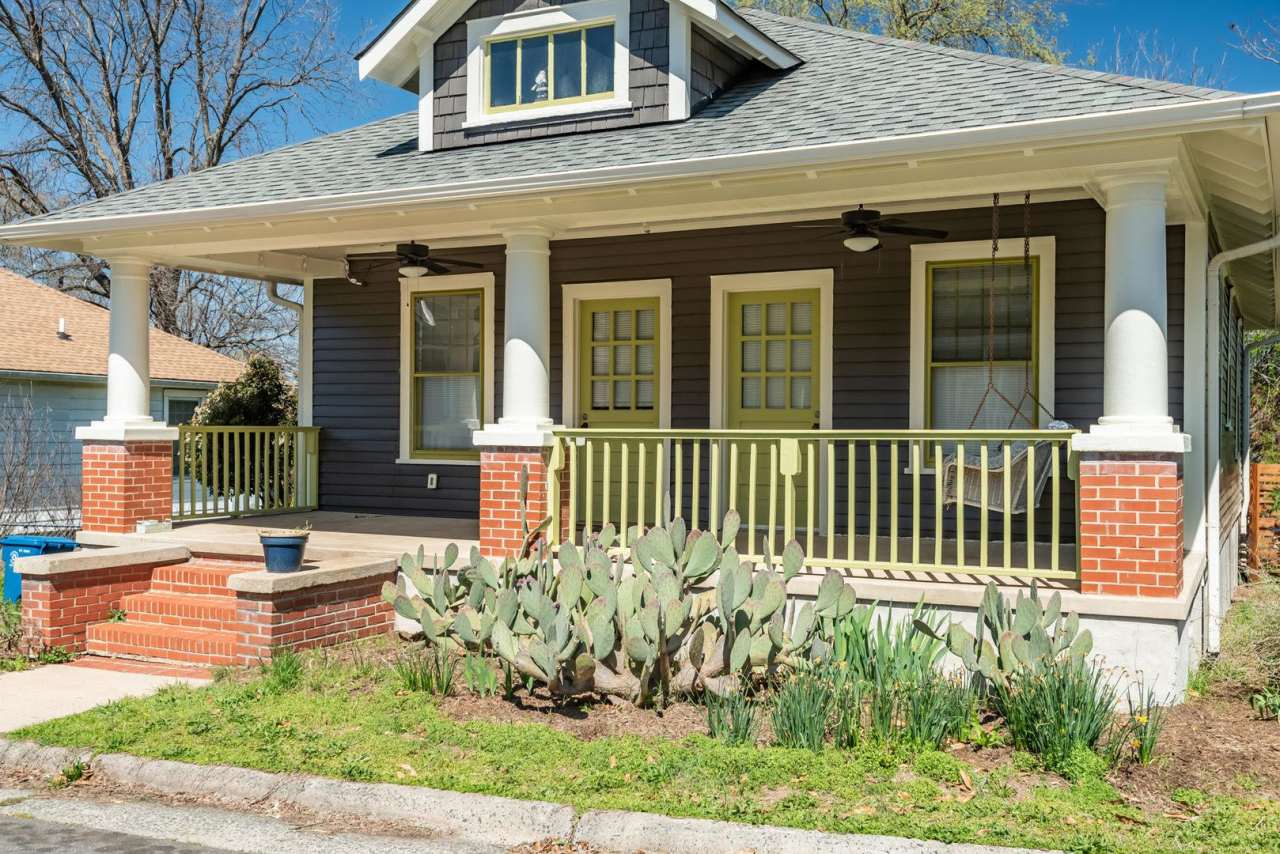 Available Late March! Golden Belt Stunner! Pet-Friendly!