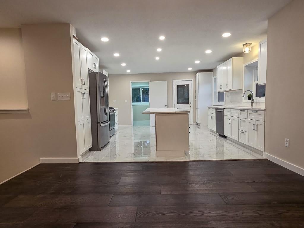 8301 Lawndale Lane N