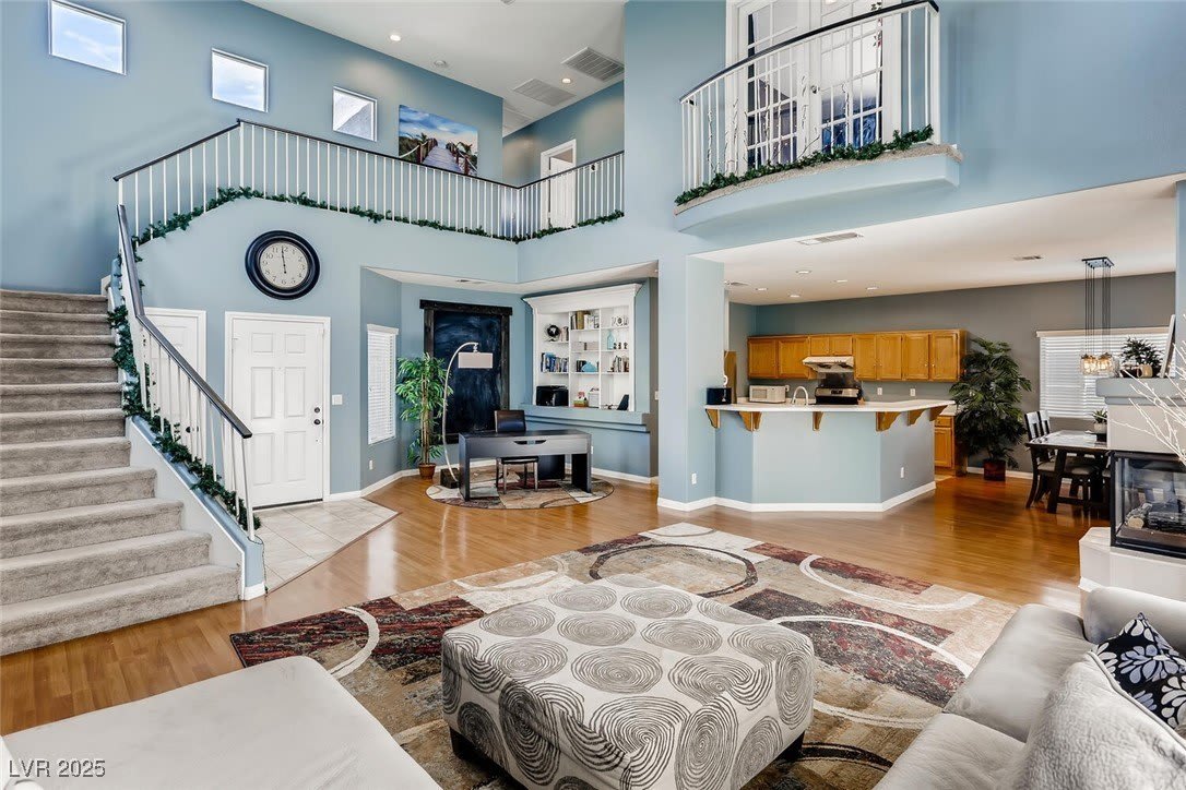 7237 W Mesa Vista Avenue