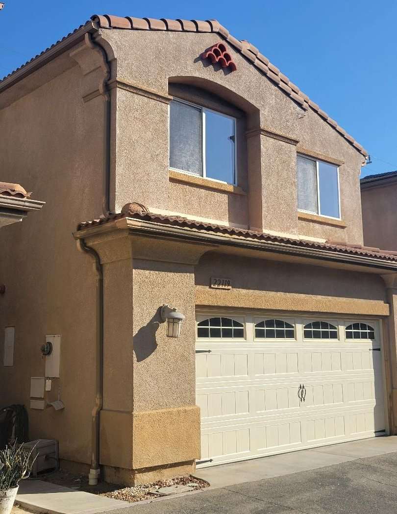 BEAUTIFUL SPACIOUS TOWNHOUSE IN GREAT LOCATION