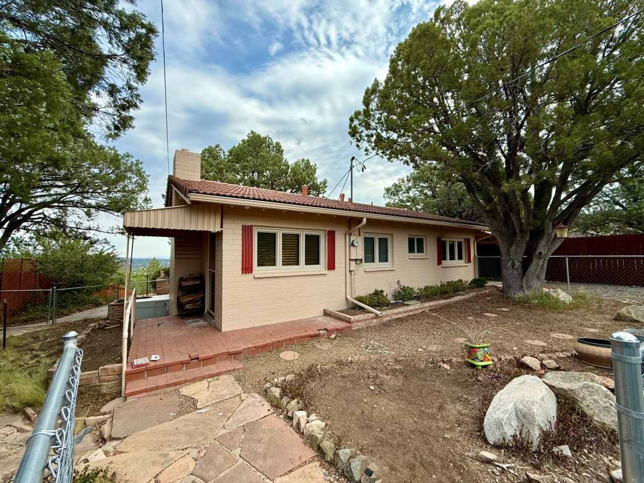 Million-Dollar Views of Granite Mountain  Thumb Butte!