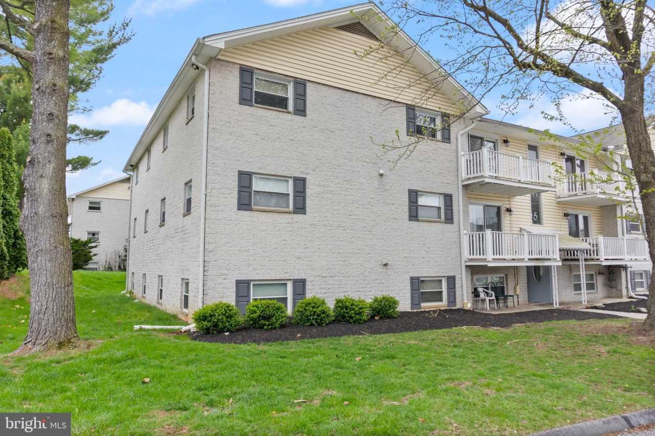 5 WARREN LODGE Court unit: 2-A