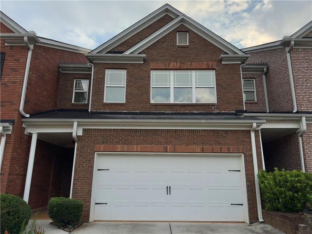 207 Green Bridge Court