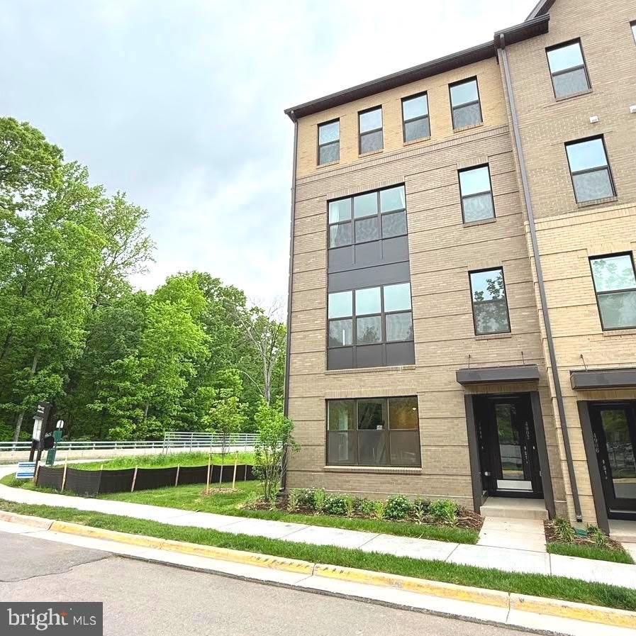 4900 CHELAN CROSSING