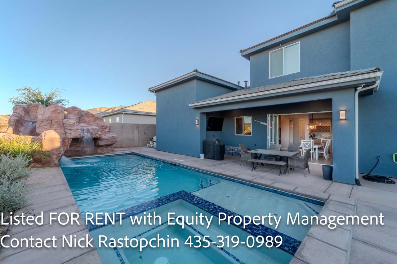 1273 E Black Brush Dr