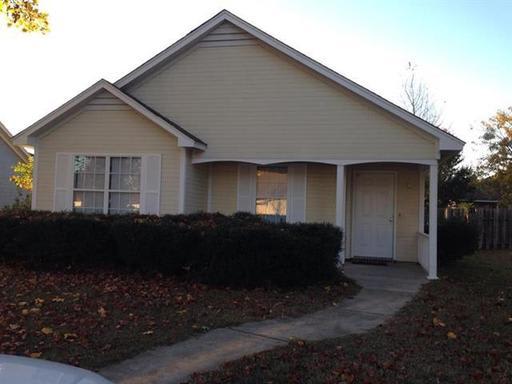 302 Kensington Circle