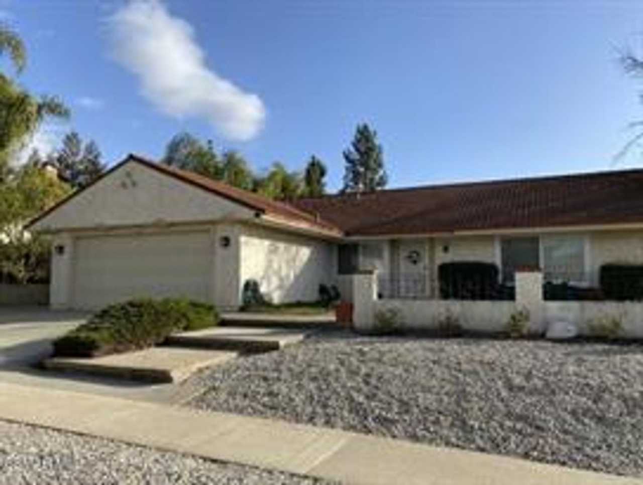 Beautifully Updated Single-Story Home in desireable West Simi Valley neighborhood
