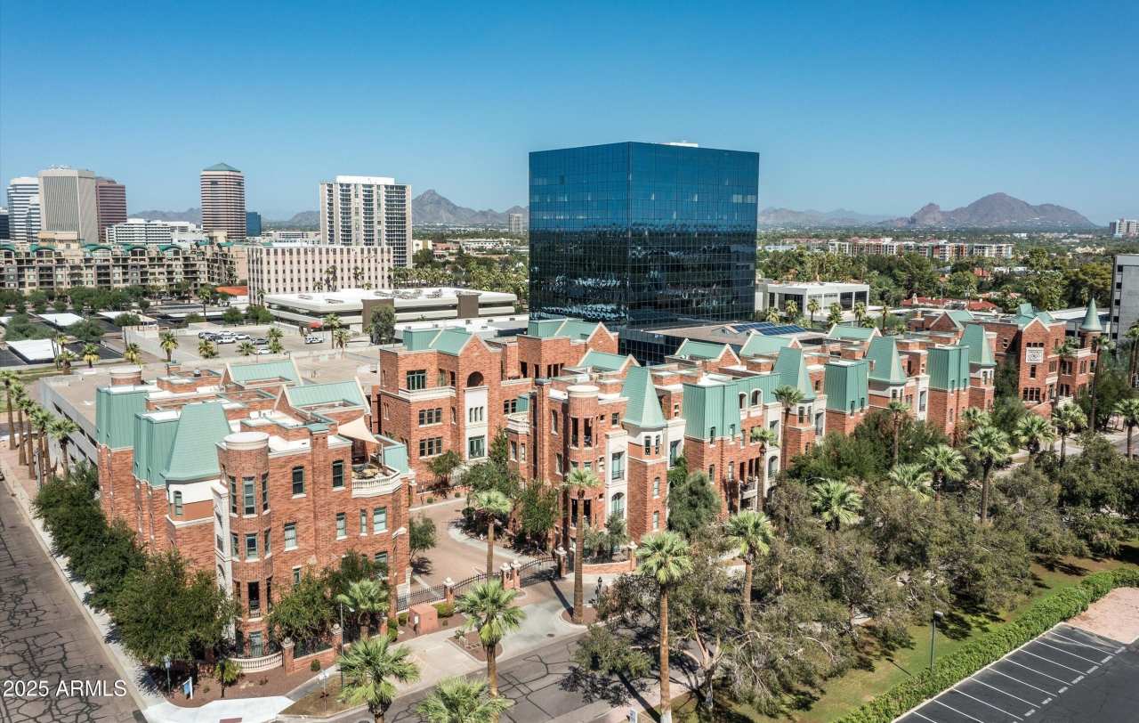 54 W PALM Lane unit: 54