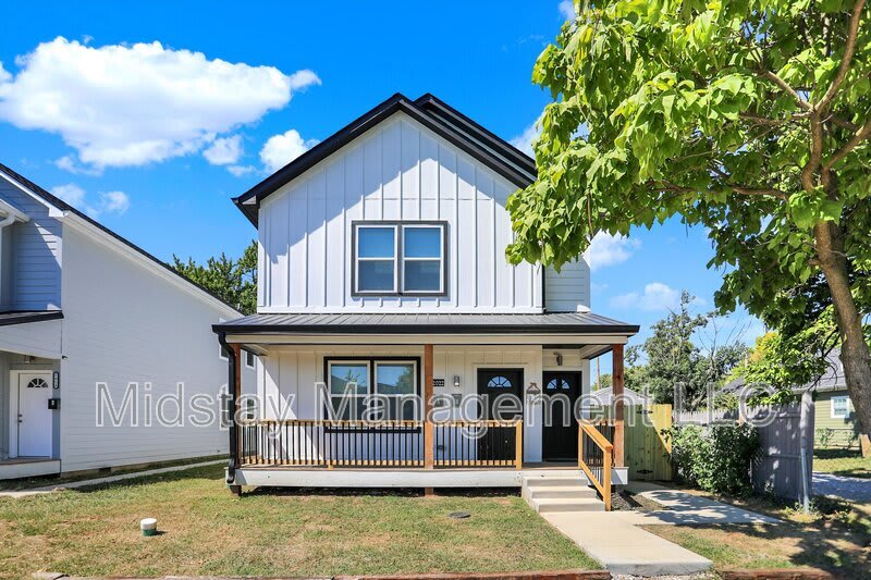 2022 Rembrandt Street