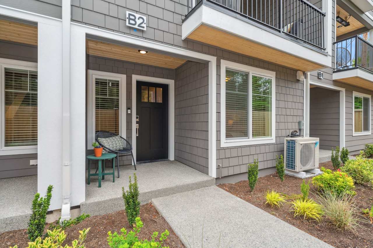 3 Bed | 3.5 Bathroom | 1626 Sq Ft | $3,350