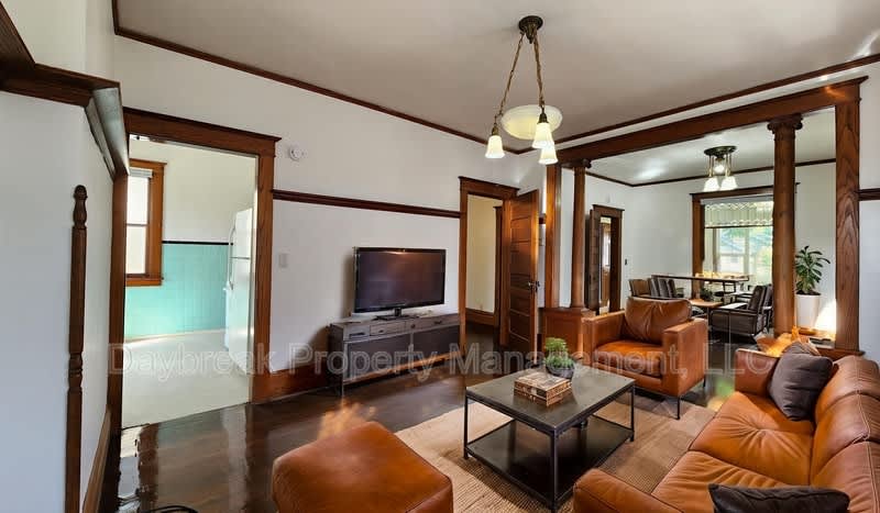 1312 3rd Avenue North